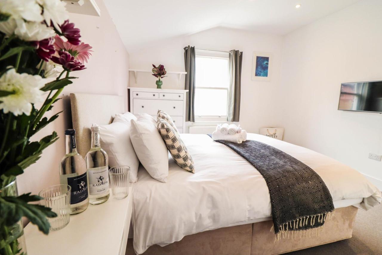 Modern & Spacious 1 Bedroom Clapham Junction Flat London Exterior photo